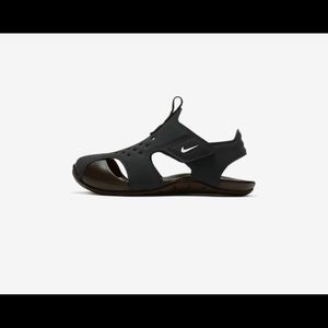 Nike Sunray Protect Sandal size 8c